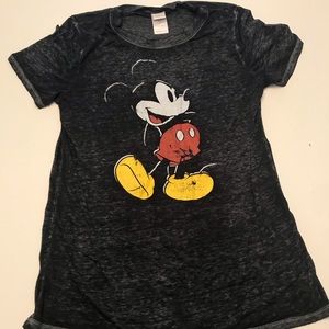 Disney brand Mickey mouse tshirt